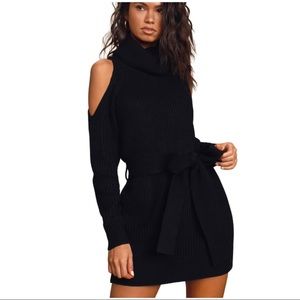 Sweater dress 
Lulus 
Size XS 
NWT new with tags